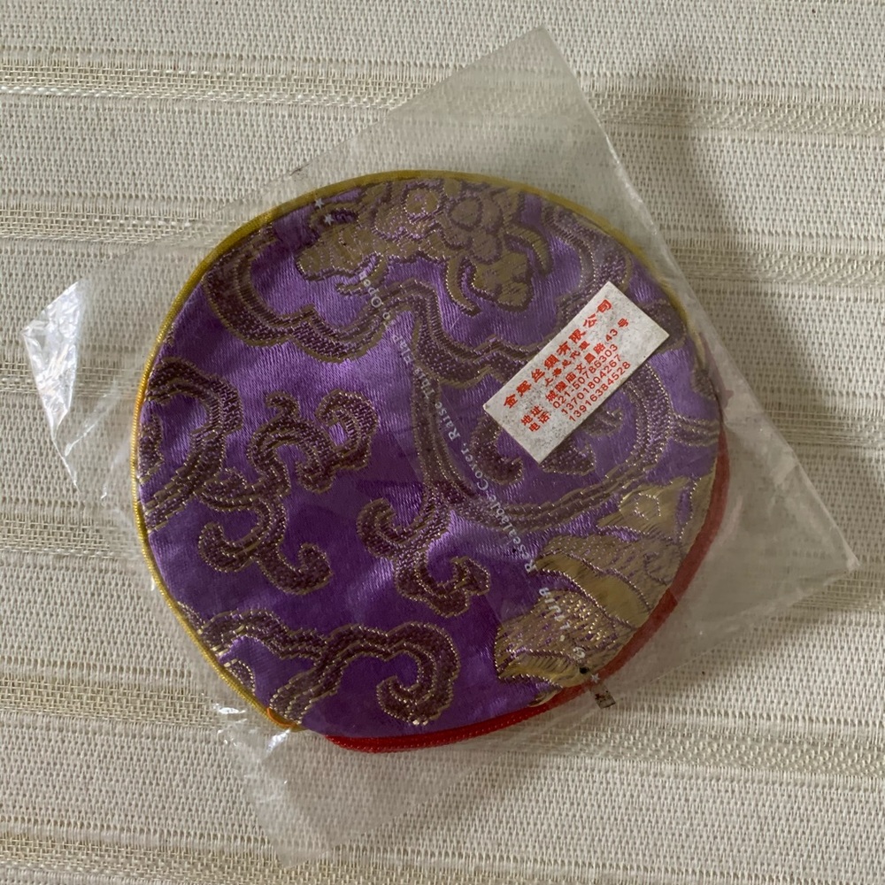 NWT South Korean Handmade Lavender Coin Purse! - Picture 1 of 4